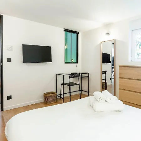 بيت للعطل Loft Spacieux Pour 10 Personnes Avec Terrasse نيس