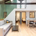Loft Spacieux Pour 10 Personnes Avec Terrasse * 尼斯
