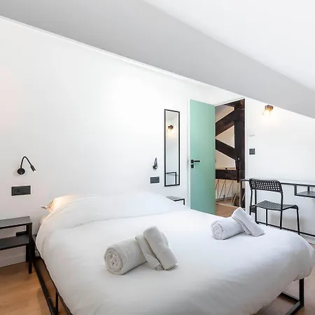 Loft Spacieux Pour 10 Personnes Avec Terrasse