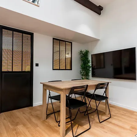 Loft Spacieux Pour 10 Personnes Avec Terrasse Nice